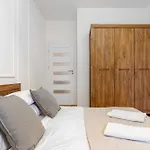 19 Dzielnica Kolejowa P&O Serviced Apartments